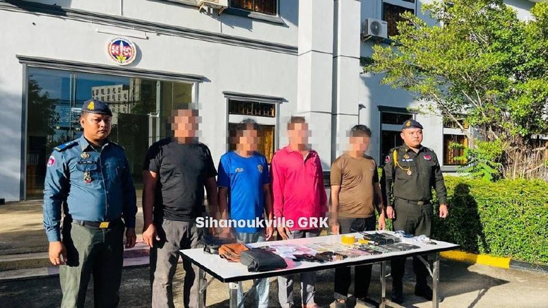 西港宪兵成功破获中国游客绑架案,四名嫌疑人身份揭晓 西港宪兵成功破获中国游客绑架案,四名嫌疑人身份揭晓