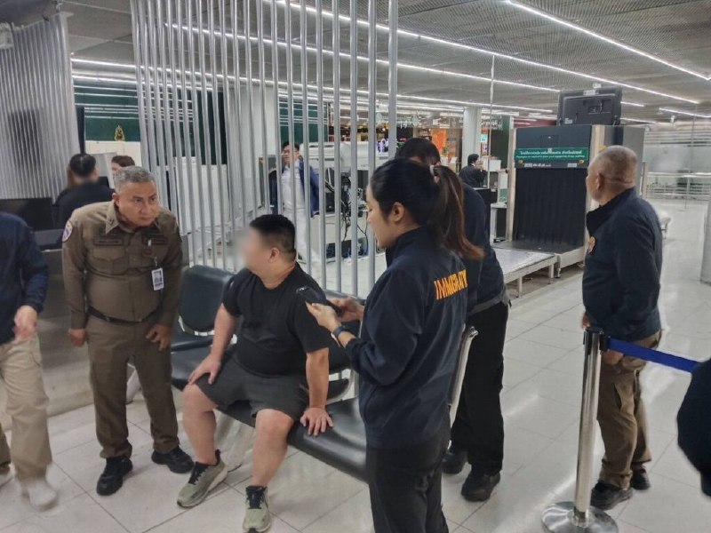 中国男子在香港抢劫爱马仕包后逃往泰国被捕 中国男子在香港抢劫爱马仕包后逃往泰国被捕