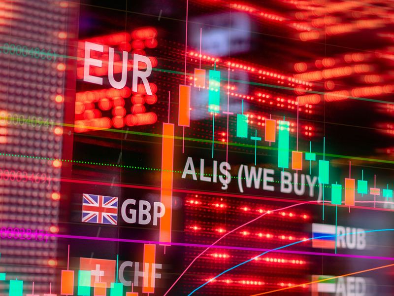 彩票博彩策略与选号技巧深度解读 彩票博彩策略与选号技巧深度解读