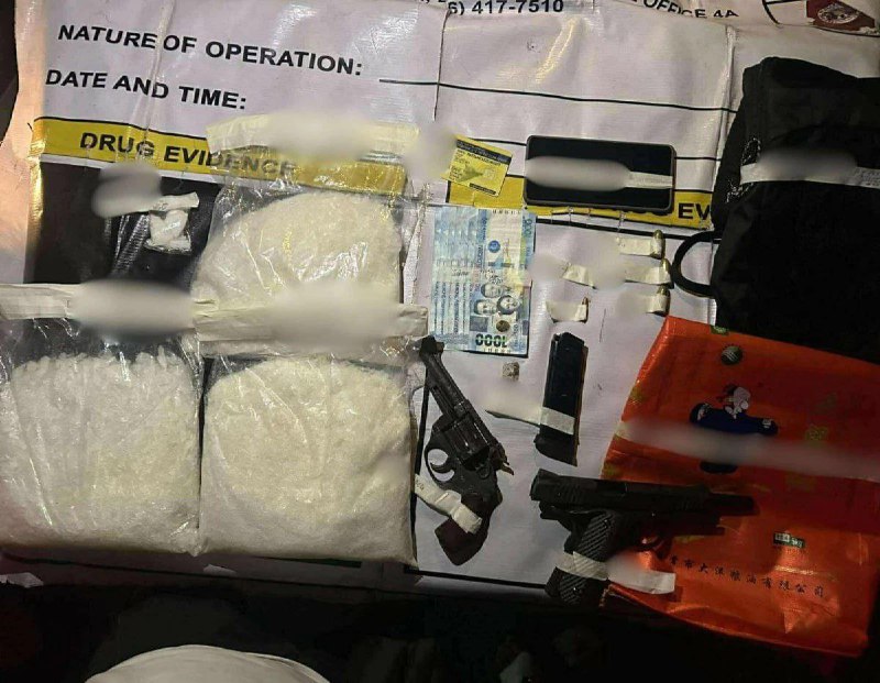 菲律宾当局逮捕中国人和两名菲律宾毒贩 菲律宾当局逮捕中国人和两名菲律宾毒贩