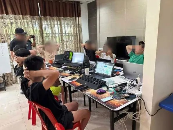 吉打州突袭:揭露网络赌博窝点,7名中国籍男子被捕 吉打州突袭:揭露网络赌博窝点,7名中国籍男子被捕