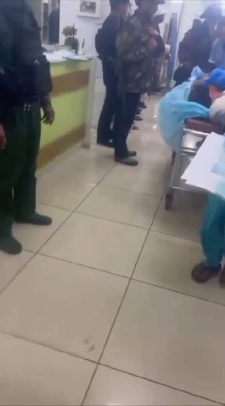 果敢同盟军在登尼镇逮捕涉嫌抢劫司机的三名嫌疑人 果敢同盟军在登尼镇逮捕涉嫌抢劫司机的三名嫌疑人
