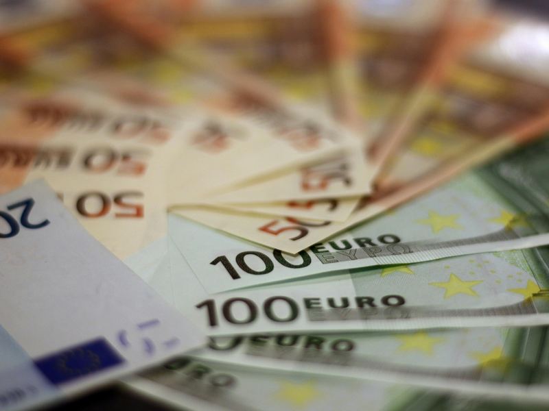 2025年赛马中奖号码规律分析 2025年赛马中奖号码规律分析
